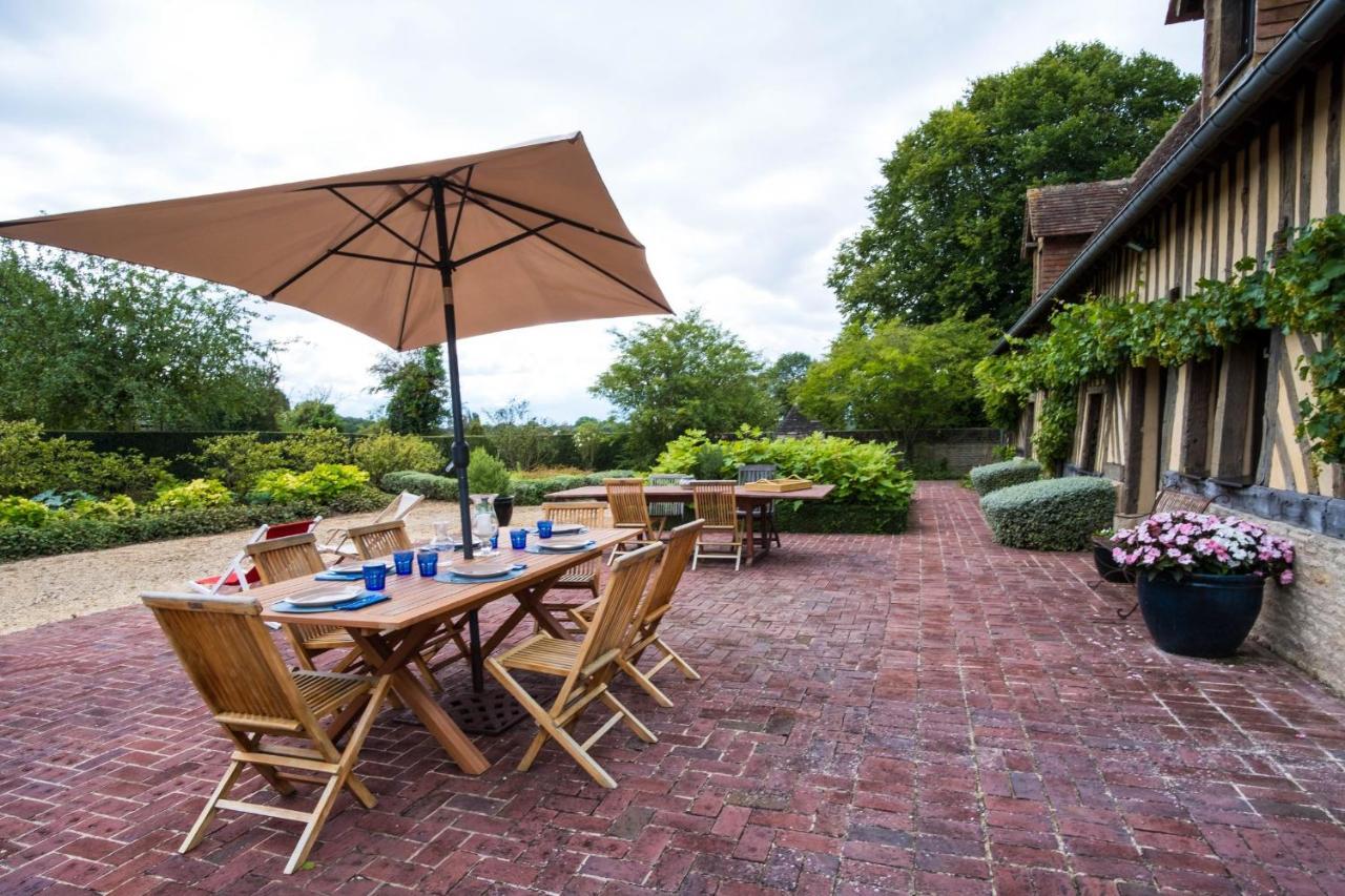 Maison "Jardin Gaillard" Bieville-en-Auge Bagian luar foto