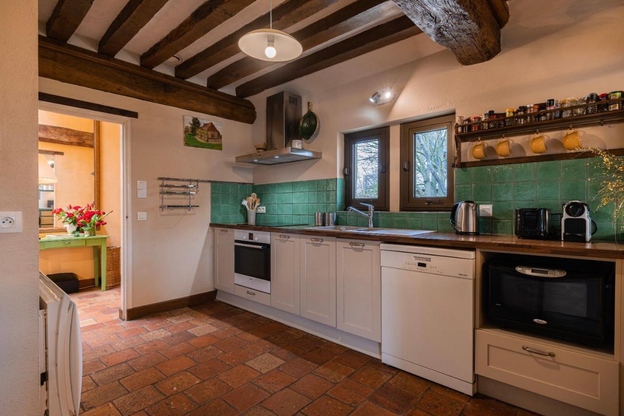 Maison "Jardin Gaillard" Bieville-en-Auge Bagian luar foto