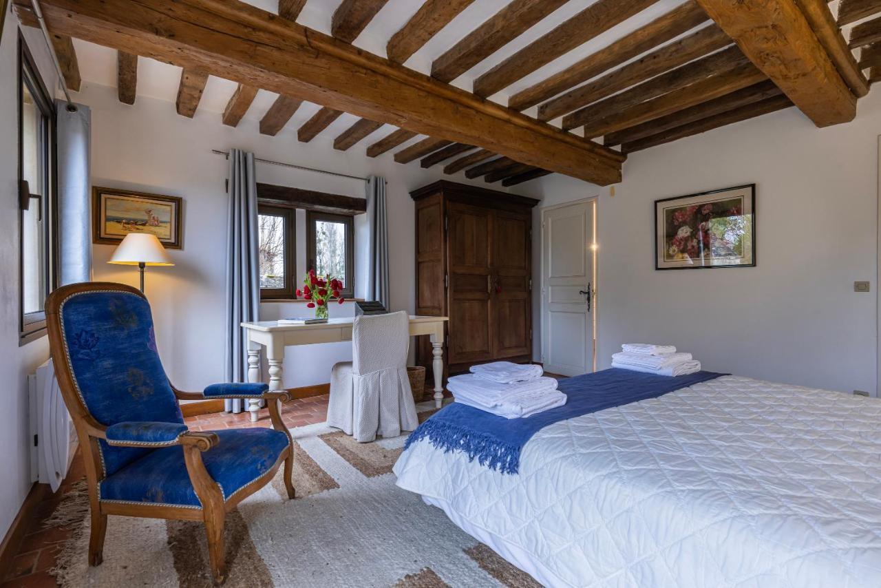 Maison "Jardin Gaillard" Bieville-en-Auge Bagian luar foto